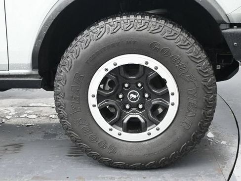 Certified 2024 Ford Bronco Badlands AWD/4WD image 36