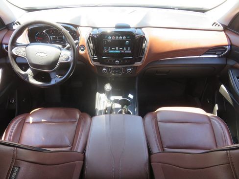 Used 2018 Chevrolet Traverse High Country AWD/4WD image 12