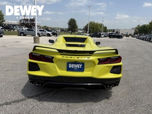 Used 2022 Chevrolet Corvette Stingray Premium Conv w/ Z51 Performance Package RWD image 7