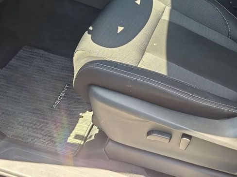 Used 2025 Subaru Ascent Premium AWD/4WD image 14