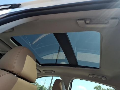 Used 2025 Hyundai Sonata Limited image 9