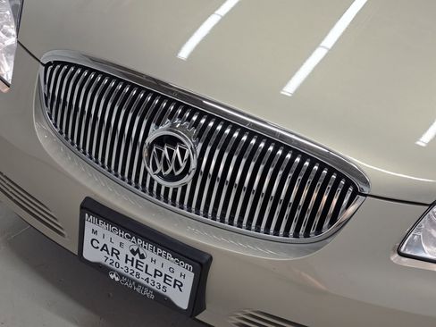 Used 2008 Buick Lucerne CXL w/ Driver Confidence Package FWD image 43