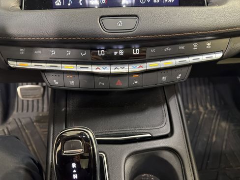 Used 2023 Cadillac XT4 Sport FWD image 20