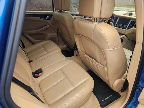 Used 2015 Porsche Macan S image 25