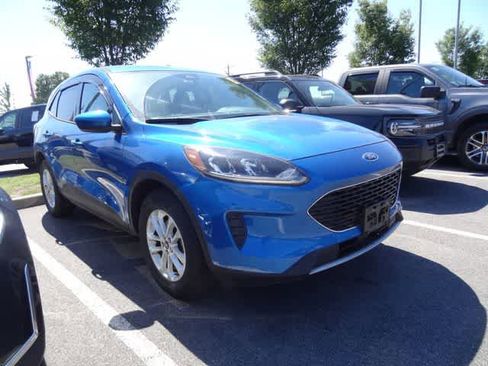 Used 2020 Ford Escape SE AWD/4WD image 2