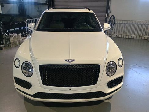 Used 2019 Bentley Bentayga image 9