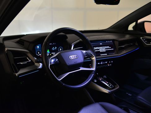 Certified 2023 Audi Q4 e-tron Premium Plus w/ Premium Plus image 24