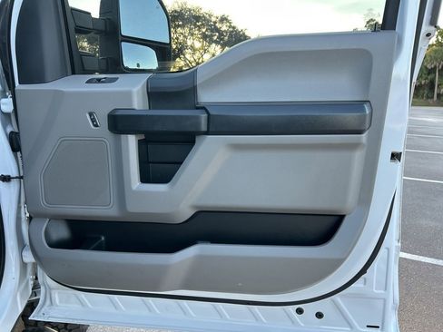 Used 2019 Ford F350 XL w/ Power Equipment Group image 37