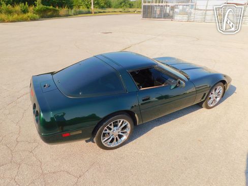 Used 1995 Chevrolet Corvette Coupe image 27