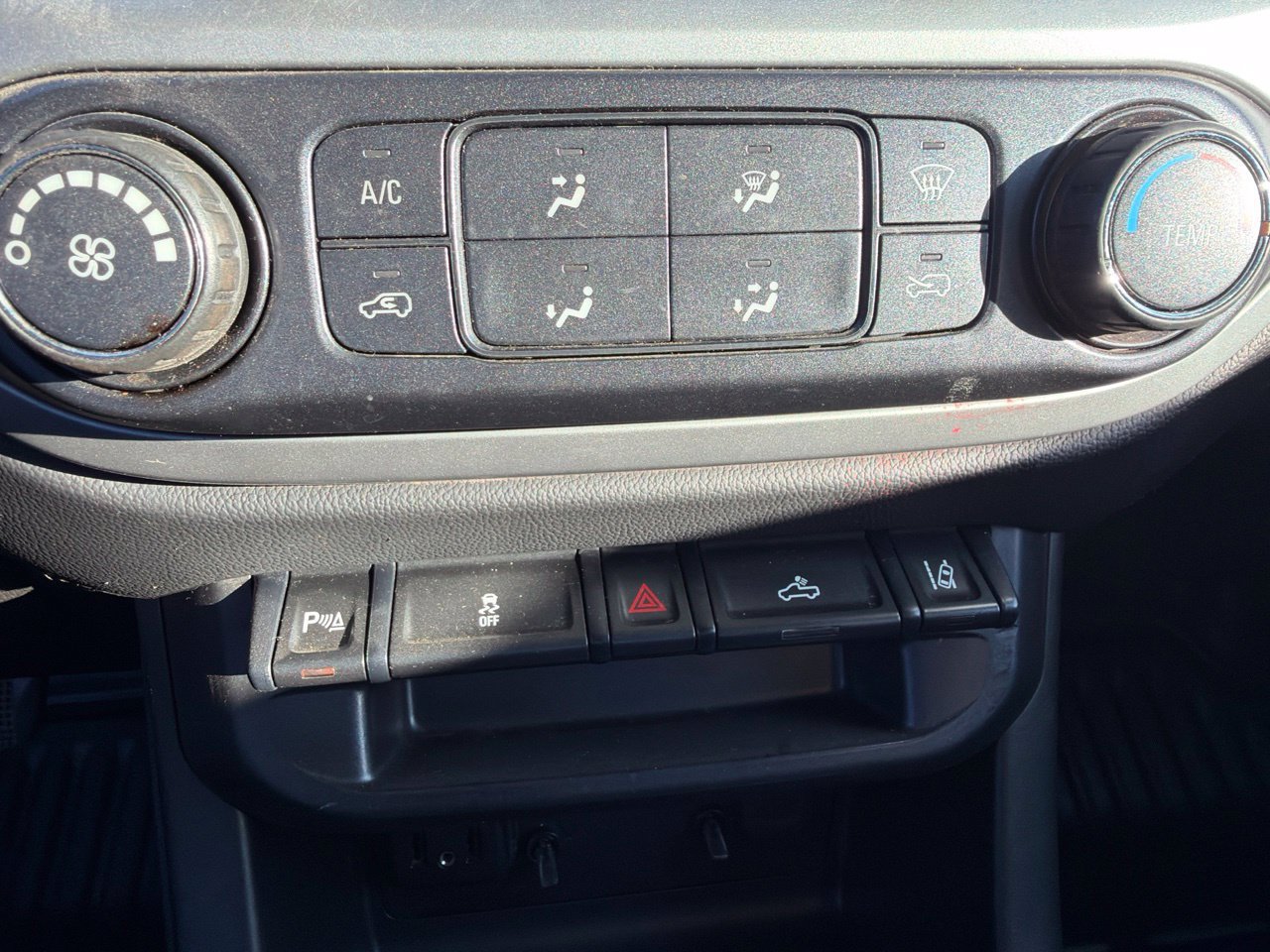Certified 2021 Chevrolet Colorado LT w/ Fleet Safety Package AWD/4WD image 25