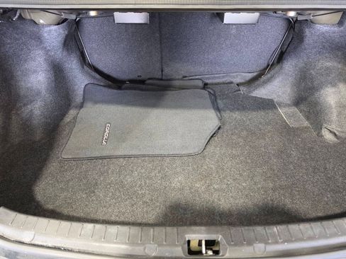 Used 2013 Toyota Corolla LE FWD image 23