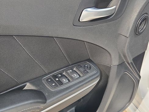 Used 2023 Dodge Charger SXT RWD image 21