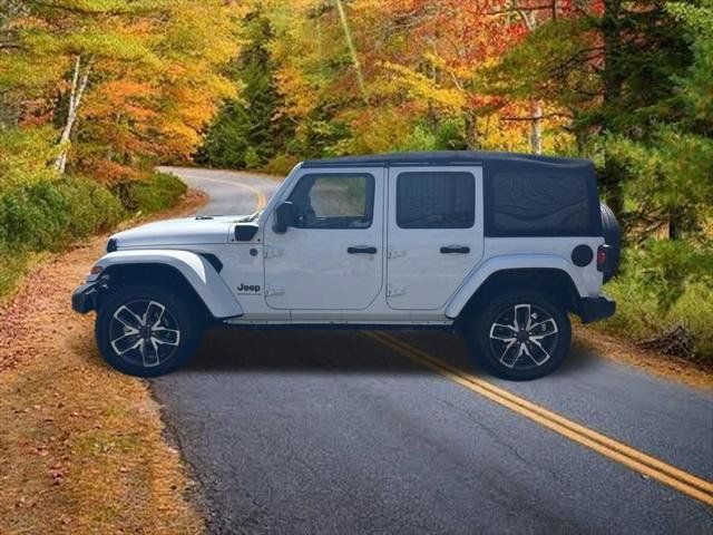 Certified 2024 Jeep Wrangler Unlimited w/ Convenience Group AWD/4WD image 8