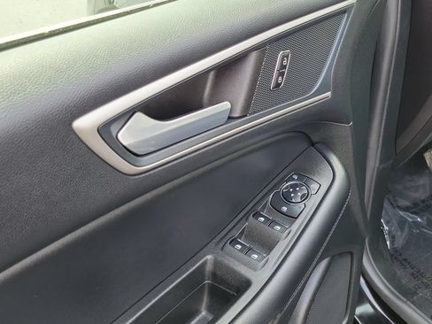 Certified 2023 Ford Edge SEL w/ Convenience Package AWD/4WD image 7