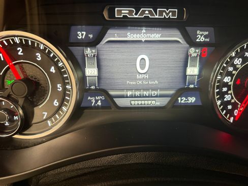 Used 2024 RAM 2500 Big Horn w/ Night Edition image 44