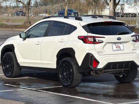 Used 2025 Subaru Crosstrek 2.0i Premium image 6