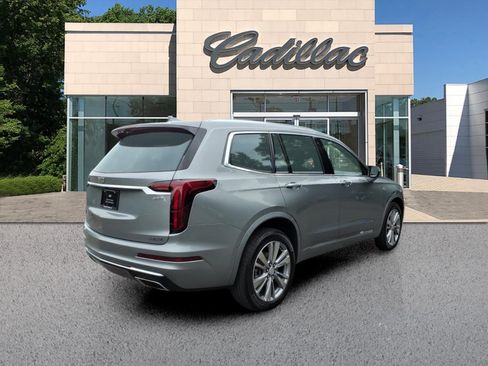 Certified 2023 Cadillac XT6 Premium Luxury w/ Technology Package AWD/4WD image 5