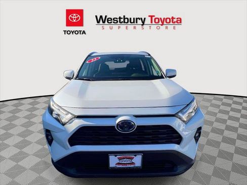 Certified 2022 Toyota RAV4 XLE Premium AWD/4WD image 3