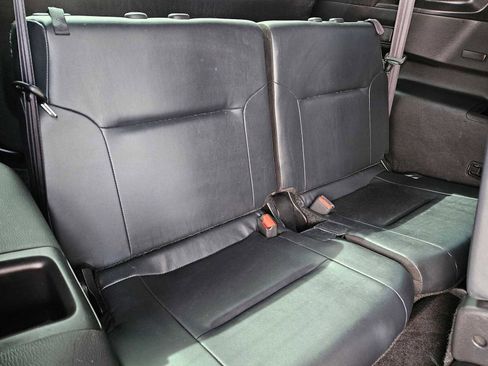 Used 2022 Mitsubishi Outlander SE image 18