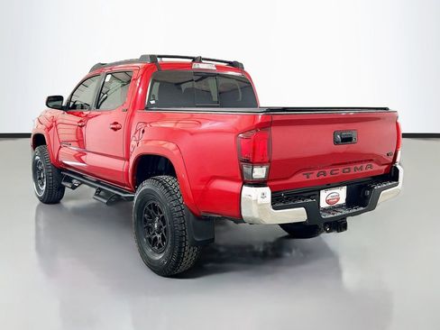 Used 2020 Toyota Tacoma SR5 image 6