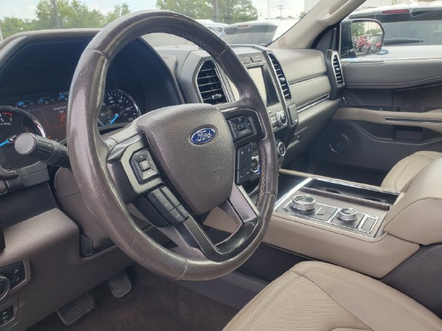 Used 2020 Ford Expedition Limited w/ Equipment Group 301A AWD/4WD image 13