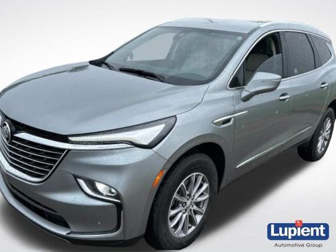Used 2023 Buick Enclave Essence w/ LPO, Floor Liner Package FWD image 1