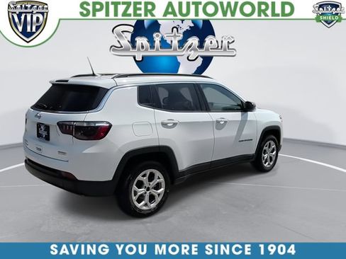 Used 2024 Jeep Compass Latitude AWD/4WD image 9