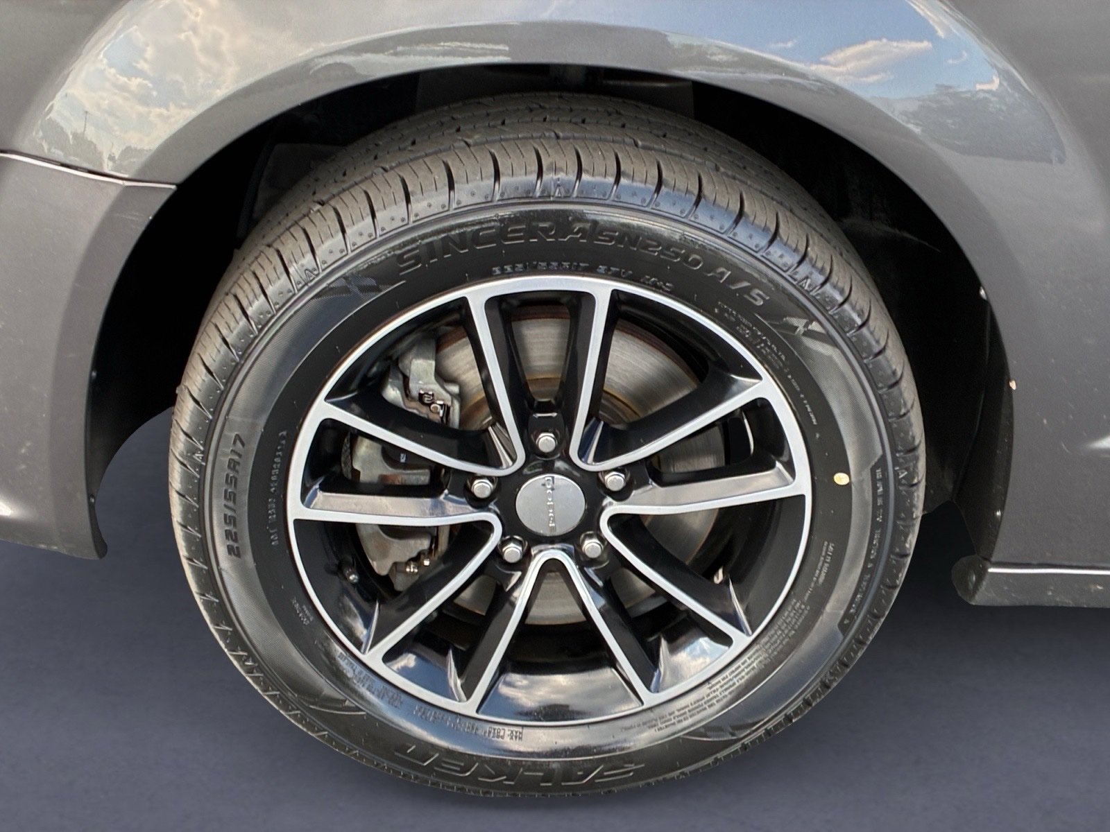 Used 2019 Dodge Grand Caravan GT FWD image 9