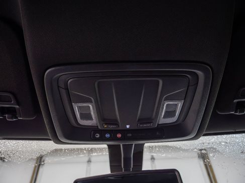 Used 2022 GMC Sierra 2500 AT4 image 27