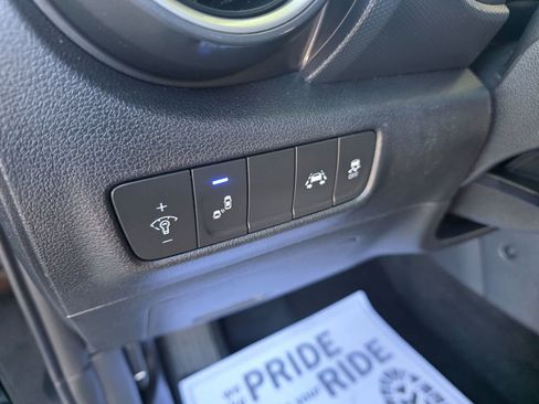 Used 2018 Hyundai Kona SEL w/ SEL Tech Package 02 FWD image 19