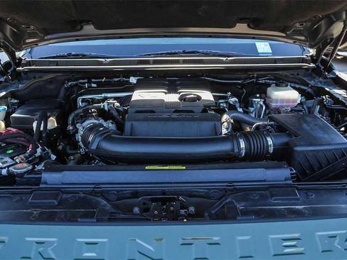 Used 2023 Nissan Frontier SV w/ Technology Package image 26