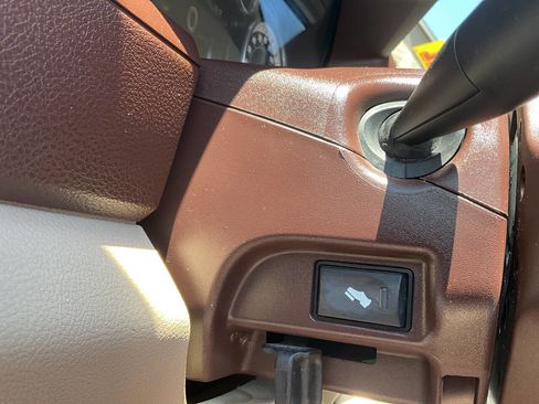 Used 2014 RAM 2500 Laramie AWD/4WD image 27