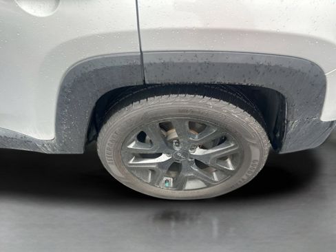 Used 2018 Jeep Renegade Altitude image 15