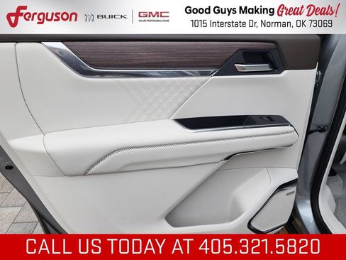 New 2026 GMC Acadia Denali w/ Super Cruise Package AWD/4WD image 46