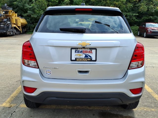 Used 2018 Chevrolet Trax LS AWD/4WD image 6