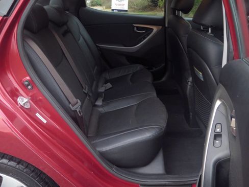 Used 2012 Hyundai Elantra Limited w/ Technology Pkg 5 image 12