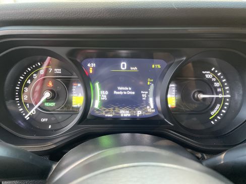 Used 2025 Jeep Wrangler Sport S w/ Convenience Group image 20