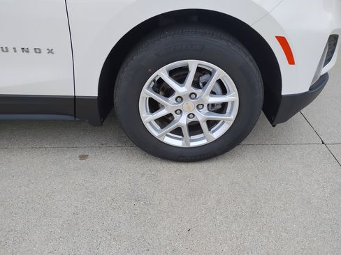 Used 2022 Chevrolet Equinox LT FWD image 27