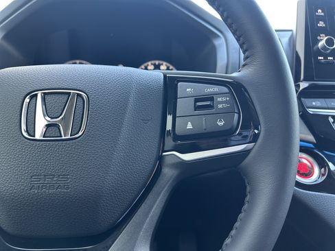 Certified 2026 Honda Odyssey Touring image 19