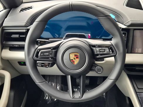 New 2026 Porsche Macan 4 Electric AWD/4WD image 16