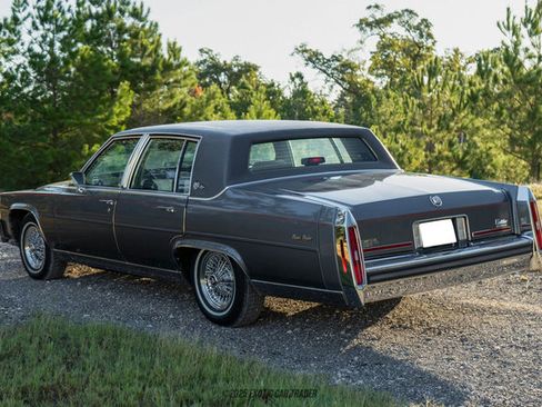 Used 1988 Cadillac Brougham image 6