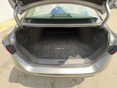 Used 2025 Nissan Sentra SV FWD image 27