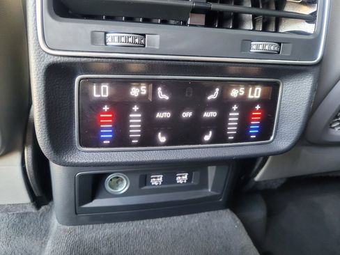 Used 2020 Audi SQ7 Prestige w/ S Sport Package image 15