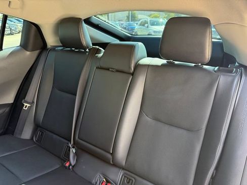 Used 2024 Toyota Prius Limited w/ Limited Premium Package FWD image 33