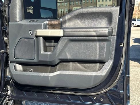 Certified 2022 Ford F250 Lariat w/ Lariat Ultimate Package image 14