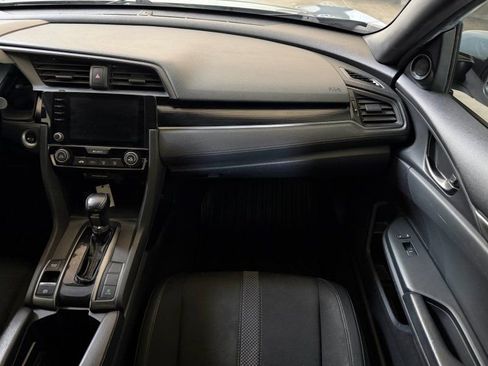Used 2020 Honda Civic Sport image 18