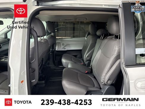 Used 2026 Toyota Sienna LE FWD image 11