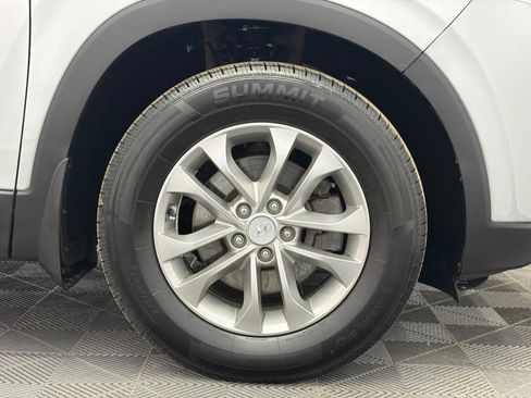 Used 2020 Hyundai Santa Fe SE AWD/4WD image 30