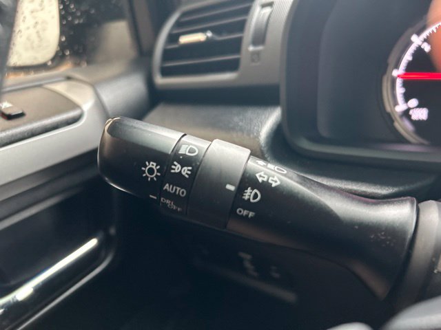 Used 2022 Toyota 4Runner Limited AWD/4WD image 26
