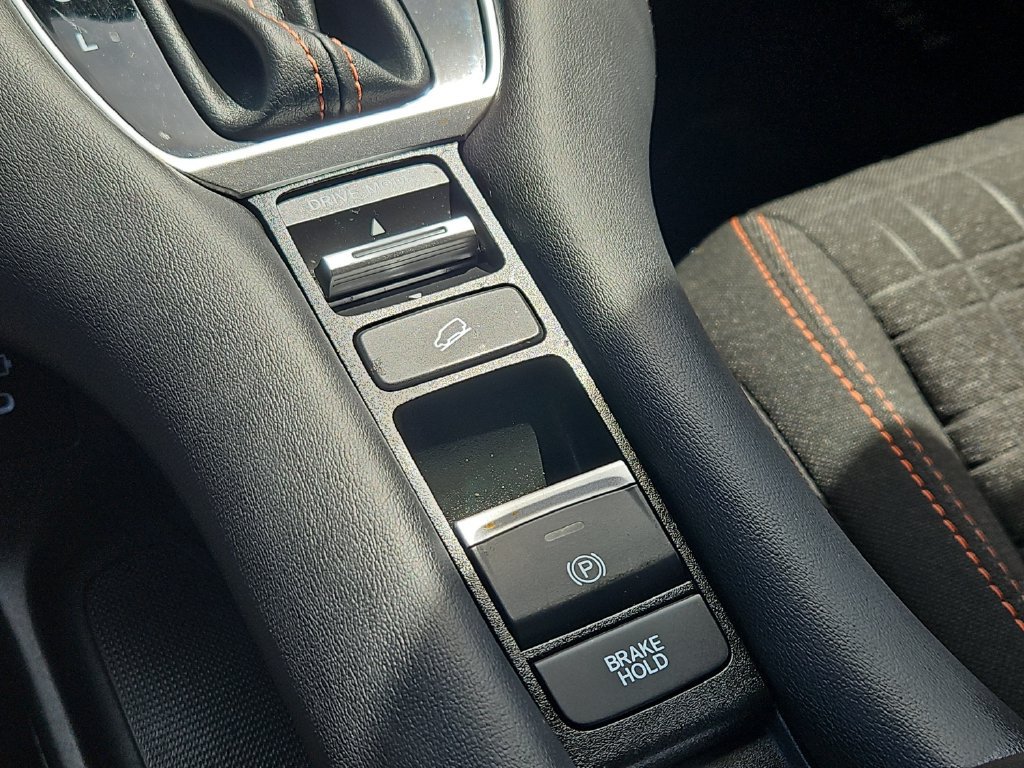 Certified 2025 Honda HR-V Sport image 16